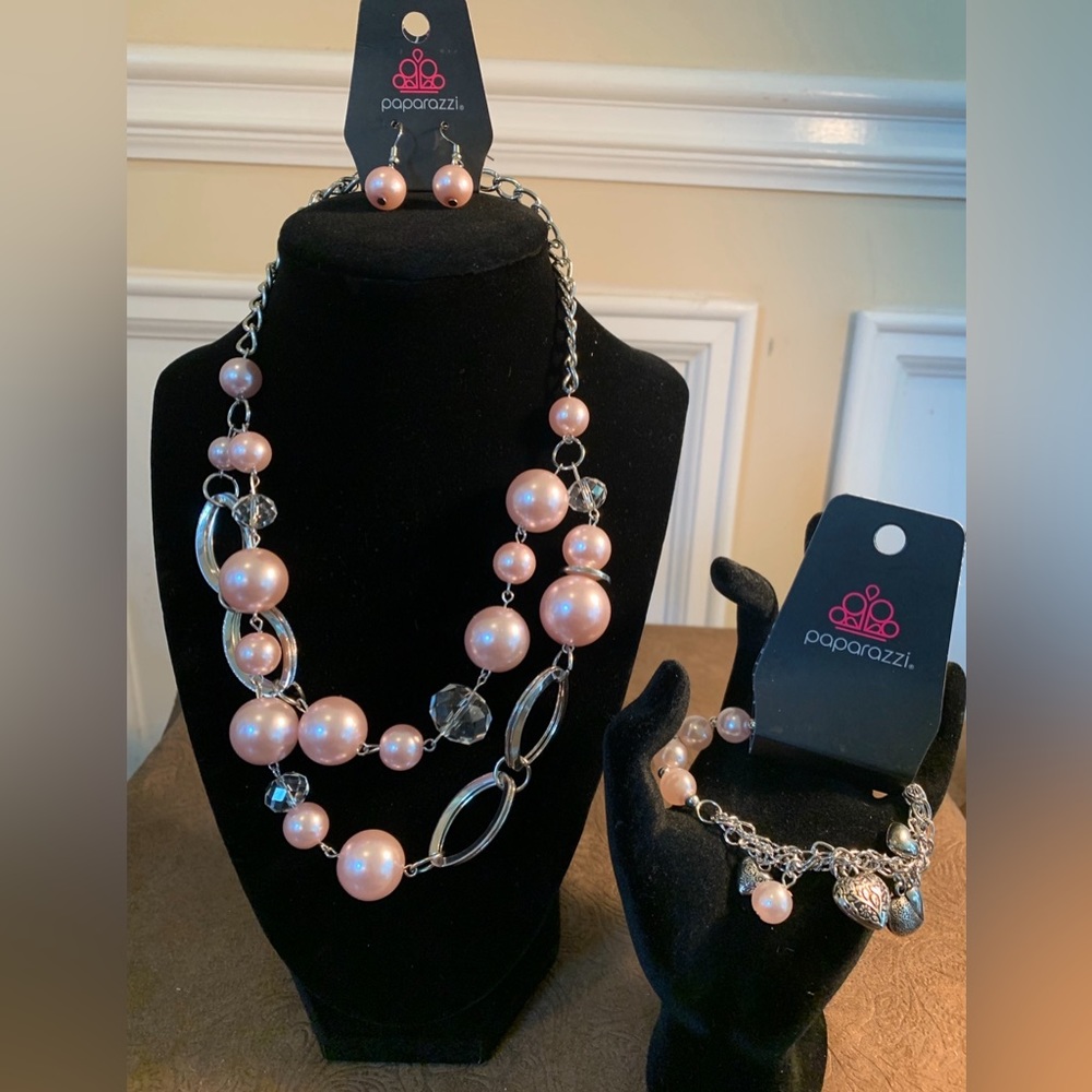 Paparazzi Pink “More Amour” Necklace, Bracelet & Pierced Earring Set New W Tag!